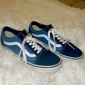 Near NEW condition! Blue Old Skool Vans size 7.5W and 5M